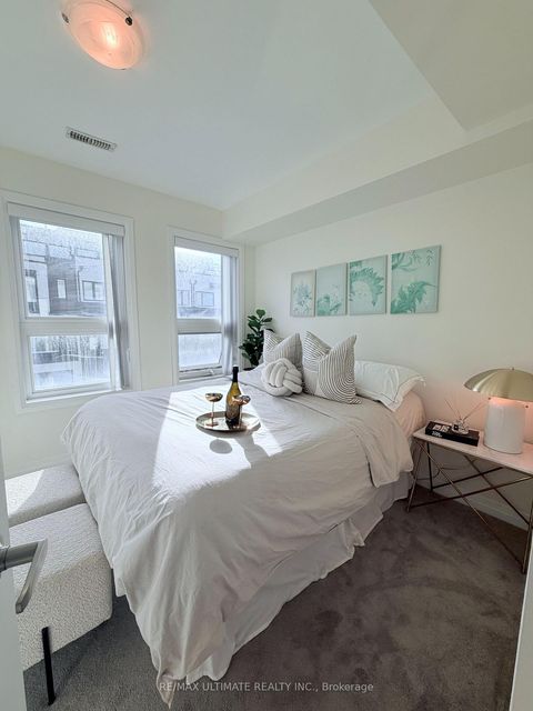 Photo 5 at 4 - 45 Thomas Mulholland Drive, CFB, Toronto