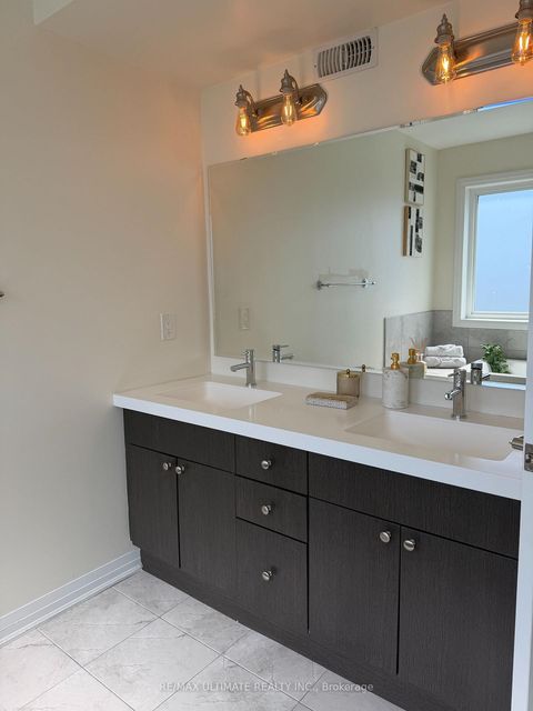 Photo 9 at 4 - 45 Thomas Mulholland Drive, CFB, Toronto