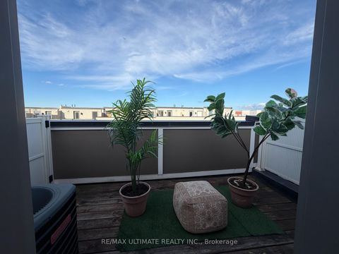Photo 12 at 4 - 45 Thomas Mulholland Drive, CFB, Toronto
