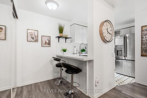 Photo 4 at 199 - 760 Lawrence Avenue W, Glen Park, Toronto
