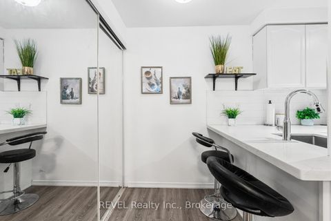 Photo 6 at 199 - 760 Lawrence Avenue W, Glen Park, Toronto
