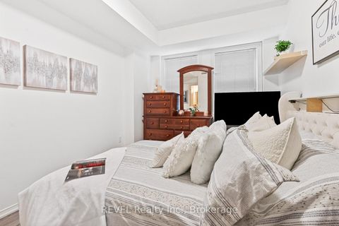 Photo 11 at 199 - 760 Lawrence Avenue W, Glen Park, Toronto