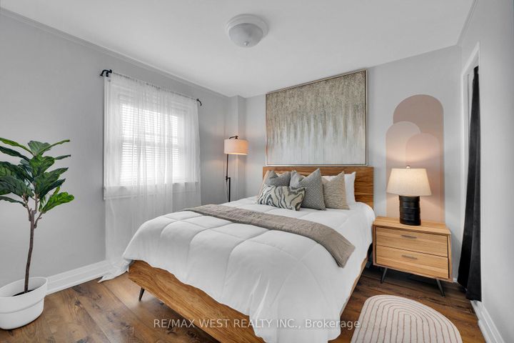 Photo 13 at 259 Sixth Street, New Toronto, Toronto