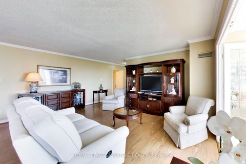 Photo 3 at 1802 - 1 Clark Avenue W, Yorkhill, Vaughan