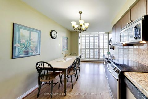 Photo 7 at 1802 - 1 Clark Avenue W, Yorkhill, Vaughan