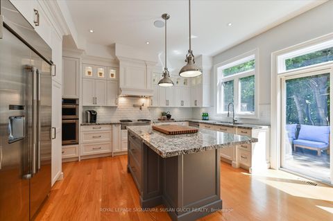 Photo 15 at 49 Ferris Road, Parkview, Toronto