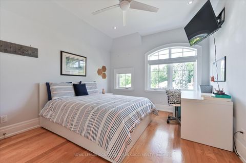 Photo 35 at 49 Ferris Road, Parkview, Toronto