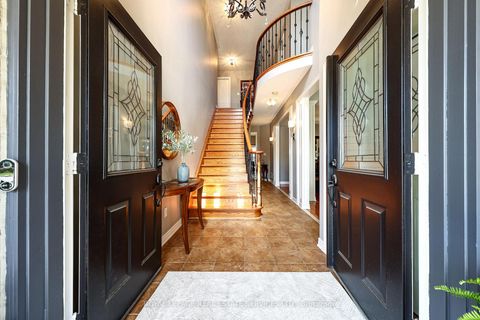 Photo 1 at 140 Humber Forest Court, Sonoma Heights, Vaughan