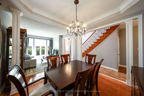 Photo 10 at 140 Humber Forest Court, Sonoma Heights, Vaughan