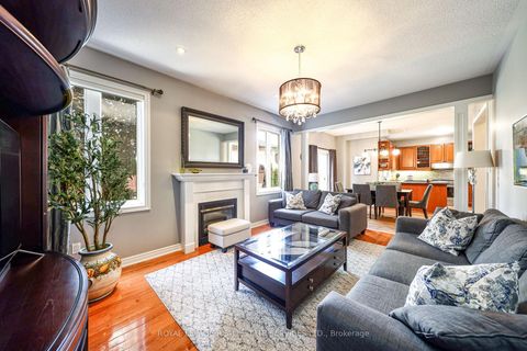 Photo 22 at 140 Humber Forest Court, Sonoma Heights, Vaughan