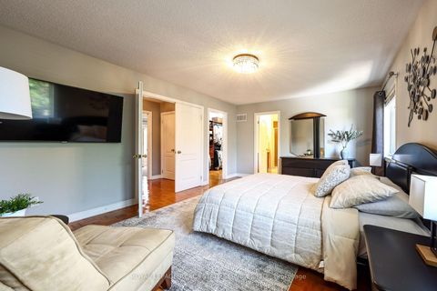 Photo 26 at 140 Humber Forest Court, Sonoma Heights, Vaughan