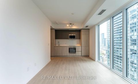 Photo 4 at 3029 - 28 Widmer Street, Waterfront Communities C1, Toronto