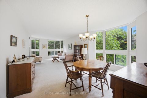 Photo 11 at 211 - 10 Kenneth Avenue, Willowdale East, Toronto