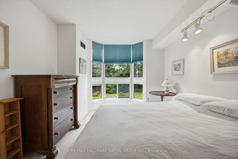 Photo 16 at 211 - 10 Kenneth Avenue, Willowdale East, Toronto