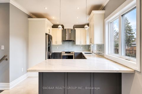 Photo 6 at 1 Aura Lea Boulevard, Pelmo Park W5, Toronto
