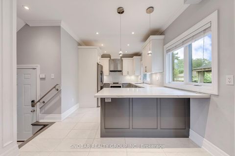 Photo 16 at 1 Aura Lea Boulevard, Pelmo Park W5, Toronto