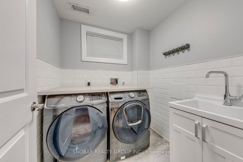Photo 35 at 1 Aura Lea Boulevard, Pelmo Park W5, Toronto