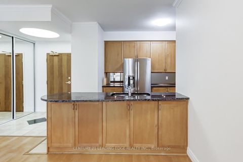 Photo 6 at 308 - 11 William Carson Crescent, Windfields, Toronto