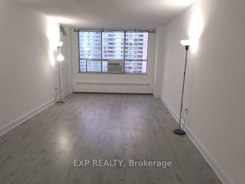 Photo 1 at 816 - 320 Dixon Road, The Westway, Toronto