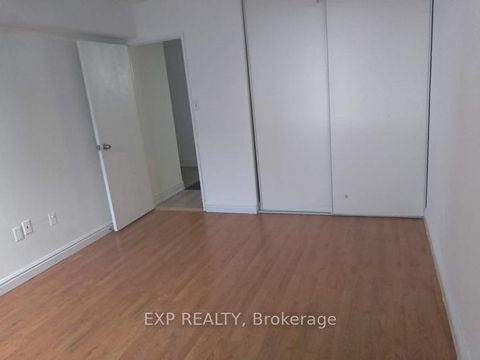 Photo 13 at 816 - 320 Dixon Road, The Westway, Toronto