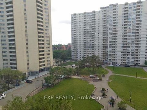 Photo 20 at 816 - 320 Dixon Road, The Westway, Toronto