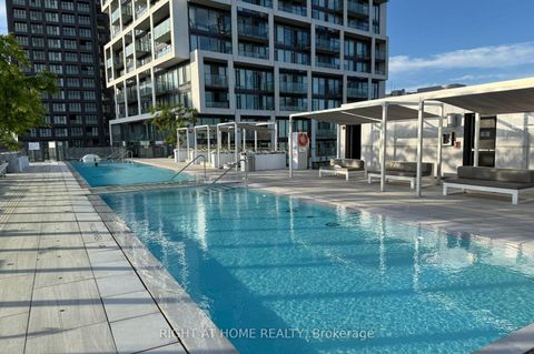 Photo 17 at 2004 - 5 Soudan Avenue, Mount Pleasant West, Toronto