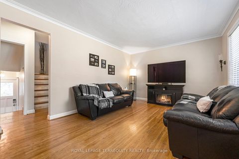 Photo 6 at 35 Jodphur Avenue, Pelmo Park W5, Toronto