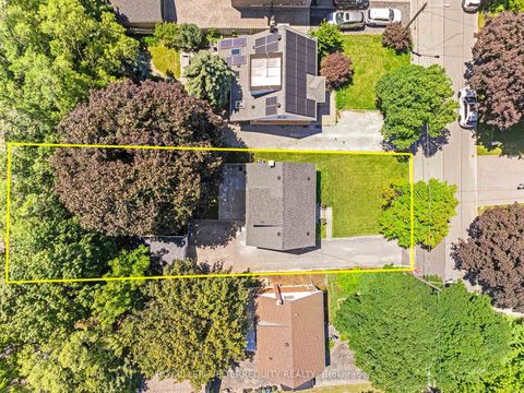 Photo 28 at 35 Jodphur Avenue, Pelmo Park W5, Toronto