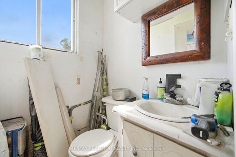 Photo 29 at 14426 Jane Street, Rural King, King