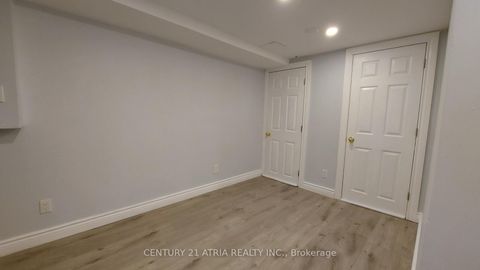 Photo 27 at 143 Purpledusk Trail, Morningside, Toronto