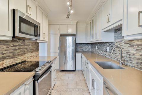 Photo 9 at 1607 - 177 Linus Road, Don Valley Village, Toronto