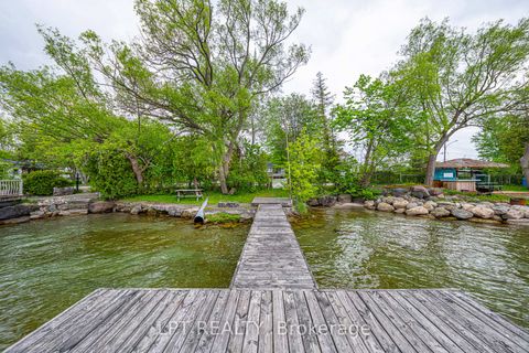 Photo 8 at 17 Lake Drive E, Historic Lakeshore Communities, Georgina
