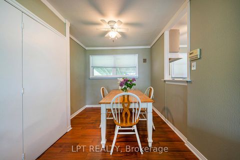 Photo 17 at 17 Lake Drive E, Historic Lakeshore Communities, Georgina