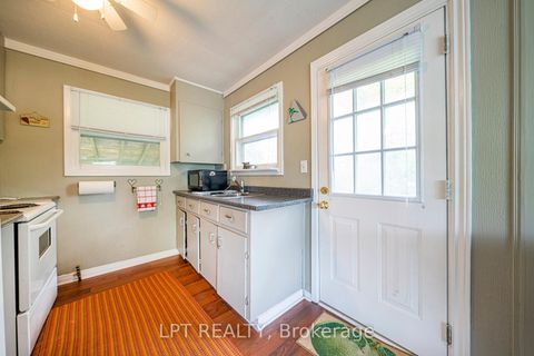 Photo 18 at 17 Lake Drive E, Historic Lakeshore Communities, Georgina
