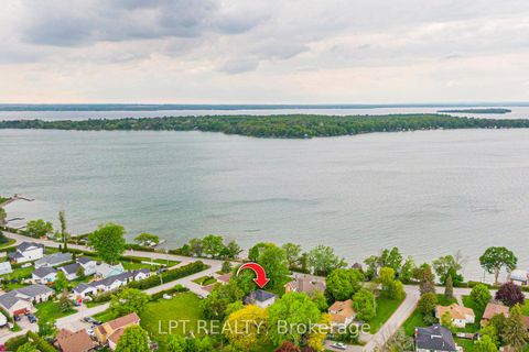 Photo 27 at 17 Lake Drive E, Historic Lakeshore Communities, Georgina