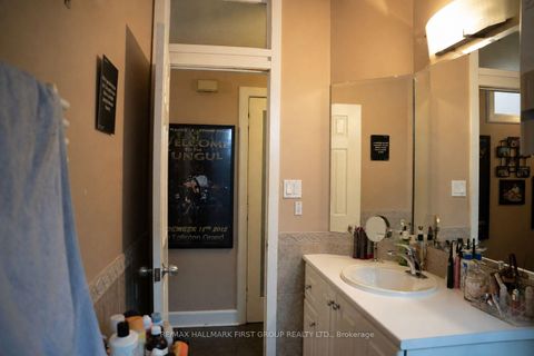 Photo 17 at 307 Greenwood Avenue, Coxwell, Toronto