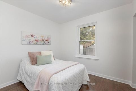 Photo 16 at 55 Sancrest Drive, Bendale, Toronto