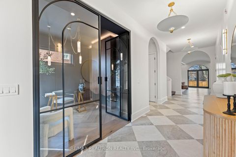 Photo 3 at 38 Ridgevale Drive, Lawrence, Toronto