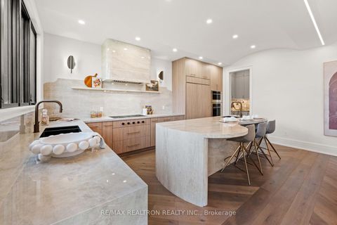 Photo 18 at 38 Ridgevale Drive, Lawrence, Toronto
