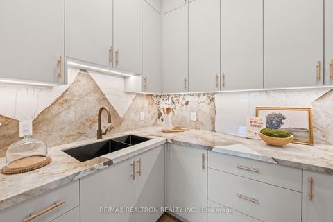 Photo 23 at 38 Ridgevale Drive, Lawrence, Toronto