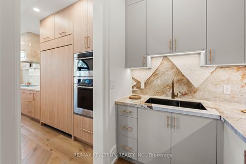 Photo 24 at 38 Ridgevale Drive, Lawrence, Toronto