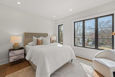 Photo 39 at 38 Ridgevale Drive, Lawrence, Toronto