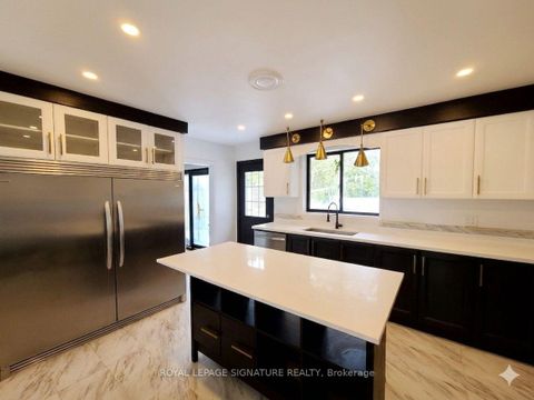 Photo 1 at 59 Valentine Drive, Donalda, Toronto