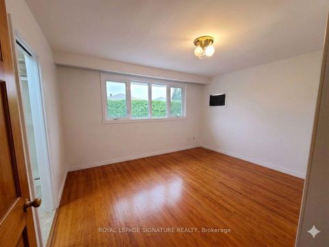 Photo 5 at 59 Valentine Drive, Donalda, Toronto