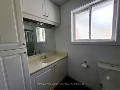 Photo 8 at 59 Valentine Drive, Donalda, Toronto