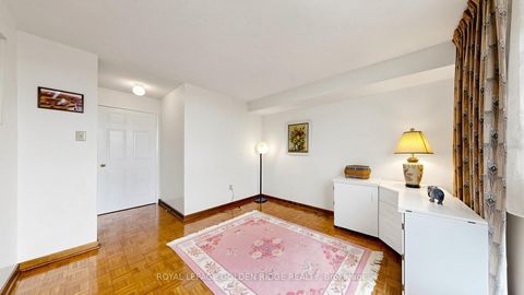 Photo 30 at 1003 - 5 Kenneth Avenue, Willowdale East, Toronto