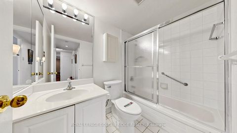 Photo 31 at 1003 - 5 Kenneth Avenue, Willowdale East, Toronto