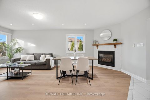 Photo 6 at 104 Cresswell Avenue, Maple, Vaughan