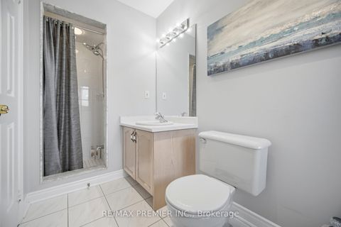 Photo 13 at 104 Cresswell Avenue, Maple, Vaughan