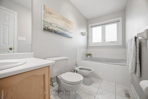 Photo 14 at 104 Cresswell Avenue, Maple, Vaughan